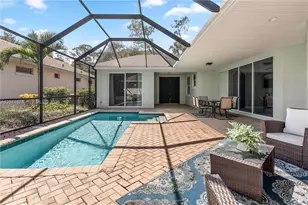 1018 SW Carolina Cir SW, Vero Beach, FL 32962 - Photo 10