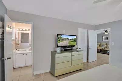 1477 NE 55th St, Fort Lauderdale, FL 33334 - Photo 16