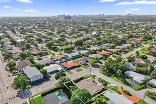 1477 NE 55th St, Fort Lauderdale, FL 33334 - Photo 46