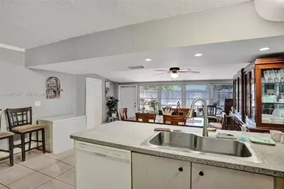 1477 NE 55th St, Fort Lauderdale, FL 33334 - Photo 22