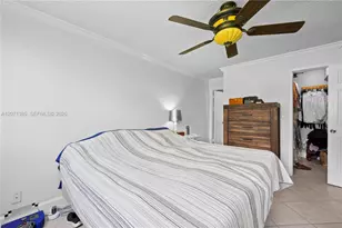 811 S Hollybrook Dr, Pembroke Pines, FL 33025 - Photo 12