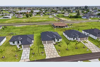 325 NE 15th Ter, Other City - In The State Of Florida, FL 33909 - Photo 12
