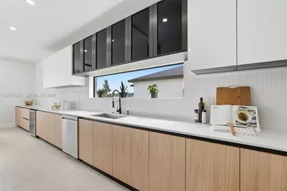 325 NE 15th Ter, Other City - In The State Of Florida, FL 33909 - Photo 20