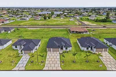 325 NE 15th Ter, Other City - In The State Of Florida, FL 33909 - Photo 10