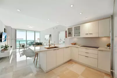 6799 Collins Ave #804, Miami Beach, FL 33141 - Photo 8