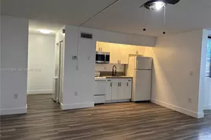 5033 NW 7th St, Miami, FL 33126 - Photo 22