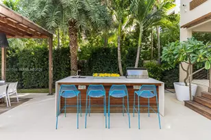 455 E Dilido Dr, Miami Beach, FL 33139 - Photo 16