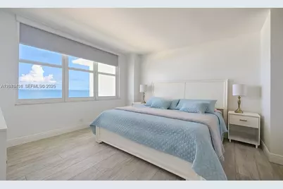 5601 Collins Ave #1409, Miami Beach, FL 33140 - Photo 6
