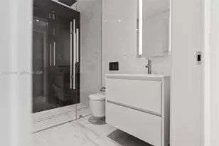 300 Biscayne Blvd Way, Miami, FL 33131 - Photo 14