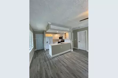 820 SE 12th St #2, Fort Lauderdale, FL 33316 - Photo 12