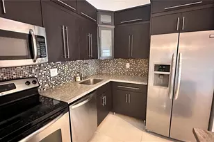 4944 NW 102nd Ave, Doral, FL 33178 - Photo 6