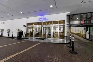 1200 Brickell Bay Dr, Miami, FL 33131 - Photo 14