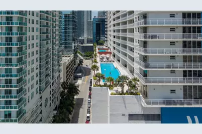 1200 Brickell Bay Dr #3310, Miami, FL 33131 - Photo 24