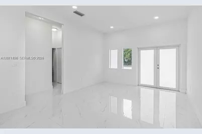 2419 NW 97th St, Miami, FL 33147 - Photo 6