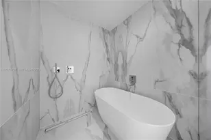 1400 Biscayne Blvd, Miami, FL 33132 - Photo 12