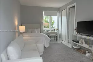 10330 NW 66th St, Doral, FL 33178 - Photo 2