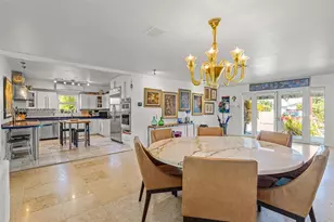 7970 Hawthorne Ave, Miami Beach, FL 33141 - Photo 12