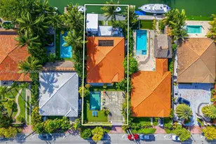 7970 Hawthorne Ave, Miami Beach, FL 33141 - Photo 1
