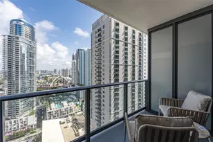 159 NE 6th St, Miami, FL 33132 - Photo 24
