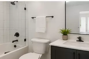 171 NW 158th St, Miami, FL 33169 - Photo 10