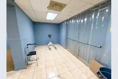 120 SW 70th Ave, Pembroke Pines, FL 33023 - Photo 52