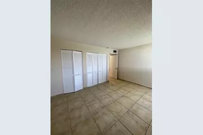 10290 NW 9th St Cir #113, Miami, FL 33172 - Photo 16