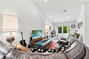 3913 NW 72nd Ln, Coral Springs, FL 33065 - Photo 14