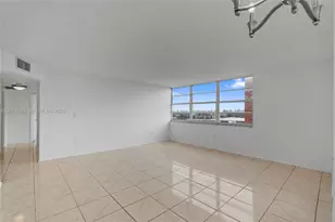 1301 NE Miami Gardens Dr, Miami, FL 33179 - Photo 10