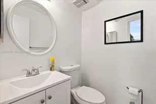 6870 SW 45th Ln, Miami, FL 33155 - Photo 6