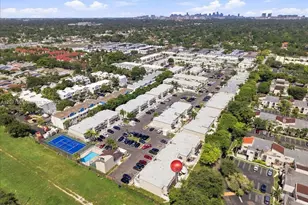 6870 SW 45th Ln, Miami, FL 33155 - Photo 14