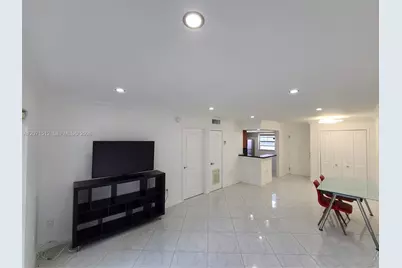 750 Michigan Ave #203, Miami Beach, FL 33139 - Photo 16