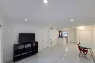 750 Michigan Ave, Miami Beach, FL 33139 - Photo 16
