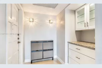 3300 N Palm Aire Dr #910, Pompano Beach, FL 33069 - Photo 4