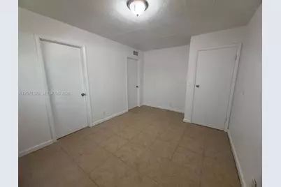 919 NW 2nd Ave #3, Fort Lauderdale, FL 33311 - Photo 8
