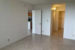 2771 Riverside Dr, Coral Springs, FL 33065 - Photo 8