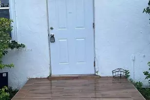 213 SW 11th St, Dania Beach, FL 33004 - Photo 4