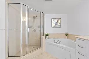 16699 Collins Ave, Sunny Isles Beach, FL 33160 - Photo 22