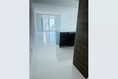 1100 S Miami Ave #2104, Miami, FL 33130 - Photo 6