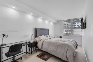 100 Lincoln Rd, Miami Beach, FL 33139 - Photo 14