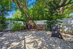 2300 S Miami Ave, Miami, FL 33129 - Photo 38