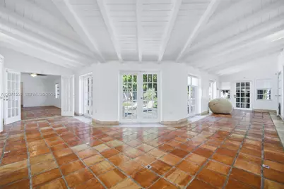 2300 S Miami Ave #2300, Miami, FL 33129 - Photo 12