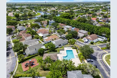20714 NW 3rd St, Pembroke Pines, FL 33029 - Photo 26