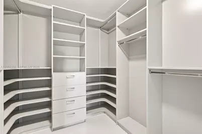 1080 Brickell Ave #3800, Miami, FL 33131 - Photo 16