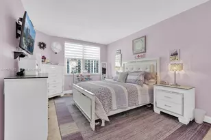1965 S Ocean Dr, Hallandale Beach, FL 33009 - Photo 18