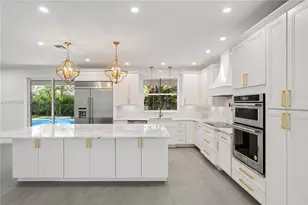 1855 Hidden Trail Ln, Weston, FL 33327 - Photo 4