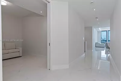100 S Pointe Dr #910, Miami Beach, FL 33139 - Photo 4