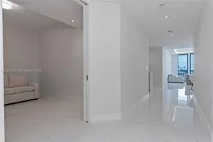100 S Pointe Dr, Miami Beach, FL 33139 - Photo 4