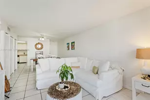 1775 Washington Ave, Miami Beach, FL 33139 - Photo 2