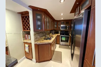 200 SE 15th Rd #PHB, Miami, FL 33129 - Photo 16