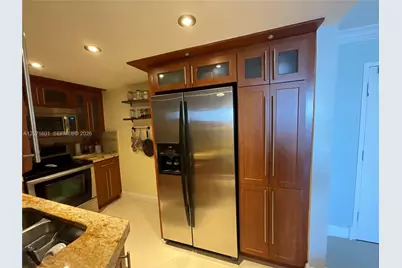 200 SE 15th Rd #PHB, Miami, FL 33129 - Photo 12